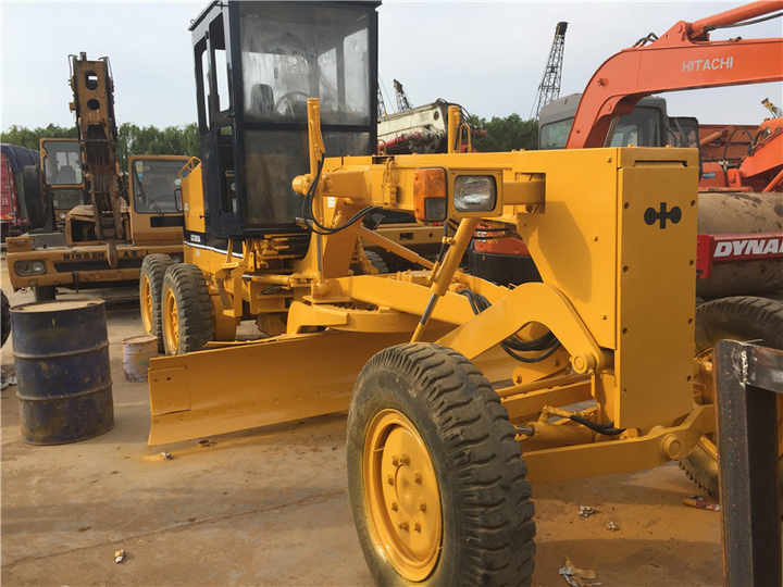 Used Komatsu GD305 Motor Grader Cheap Price Komatsu Road Grader GD305 Good Condition in China - Motoniveladora: foto 5 Used Komatsu GD305 Motor Grader Cheap Price Komatsu Road Grader GD305 Good Condition in China - Motoniveladora: foto 5