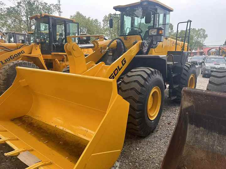 Used Road Construction Equipment SDLG LG956L Wheel Loader Second Hand SDLG 936 LG 953 LG958F 956L for Sale - Carregadeira de rodas: foto 3 Used Road Construction Equipment SDLG LG956L Wheel Loader Second Hand SDLG 936 LG 953 LG958F 956L for Sale - Carregadeira de rodas: foto 3