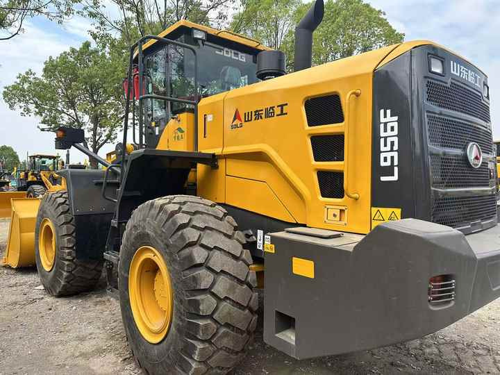 Used SDLG 956F Wheel Loader in Good Condition Hot Sale Chinese Brand Sdlg Used SDLG 956F Loader for Sale - Carregadeira de rodas: foto 3 Used SDLG 956F Wheel Loader in Good Condition Hot Sale Chinese Brand Sdlg Used SDLG 956F Loader for Sale - Carregadeira de rodas: foto 3