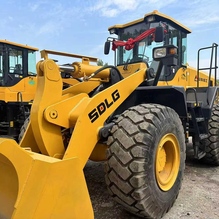 Used SDLG 956F Wheel Loader in Good Condition Hot Sale Chinese Brand Sdlg Used SDLG 956F Loader for Sale - Carregadeira de rodas: foto 1 Used SDLG 956F Wheel Loader in Good Condition Hot Sale Chinese Brand Sdlg Used SDLG 956F Loader for Sale - Carregadeira de rodas: foto 1