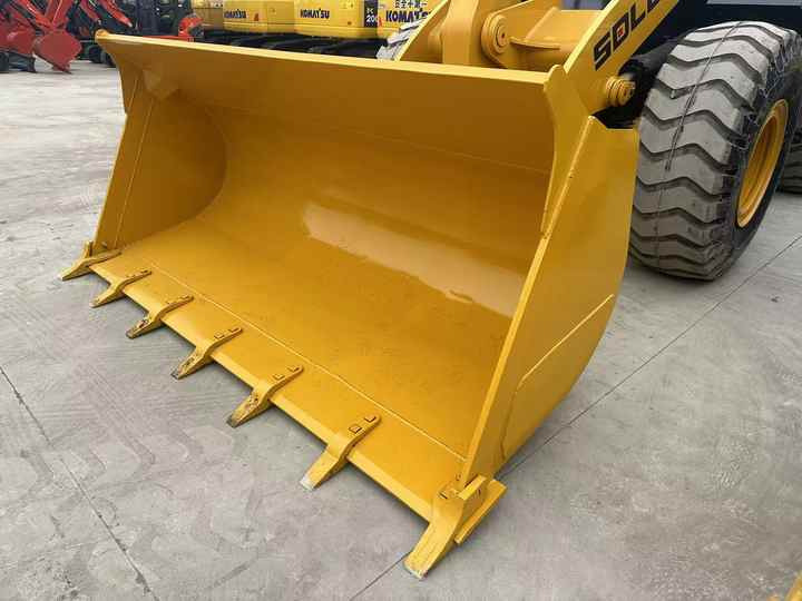 Used SDLG955F New Model Wheel Loader Second Hand Machine Popular Brand Sdlg Hydraulic Machinery - Carregadeira de rodas: foto 5 Used SDLG955F New Model Wheel Loader Second Hand Machine Popular Brand Sdlg Hydraulic Machinery - Carregadeira de rodas: foto 5