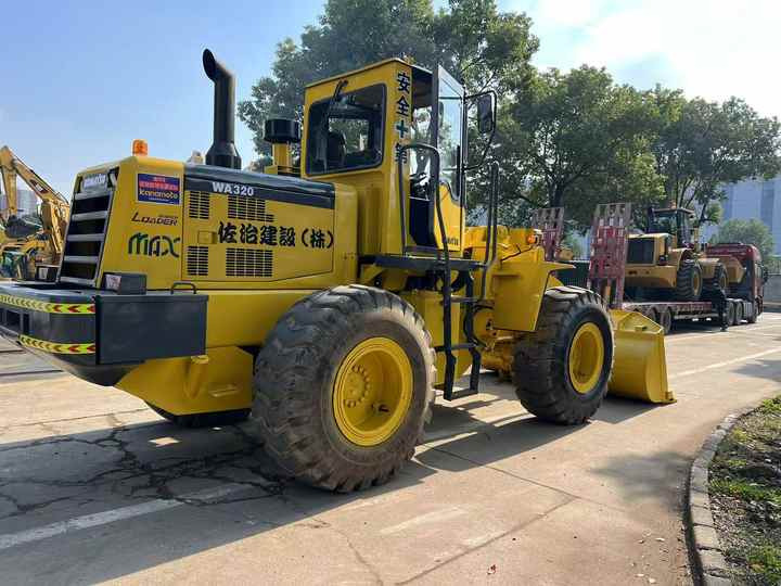 Used komatsu Wa320-3 Wheel Loader Second Hand Machine Popular Brand komatsu Hydraulic Machinery - Carregadeira de rodas: foto 3 Used komatsu Wa320-3 Wheel Loader Second Hand Machine Popular Brand komatsu Hydraulic Machinery - Carregadeira de rodas: foto 3