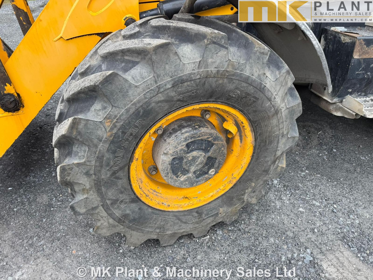 Retroescavadeira JCB 3CX: foto 10
