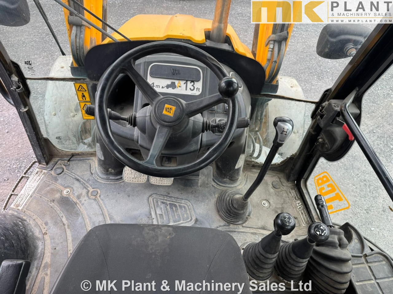 Retroescavadeira JCB 3CX: foto 14