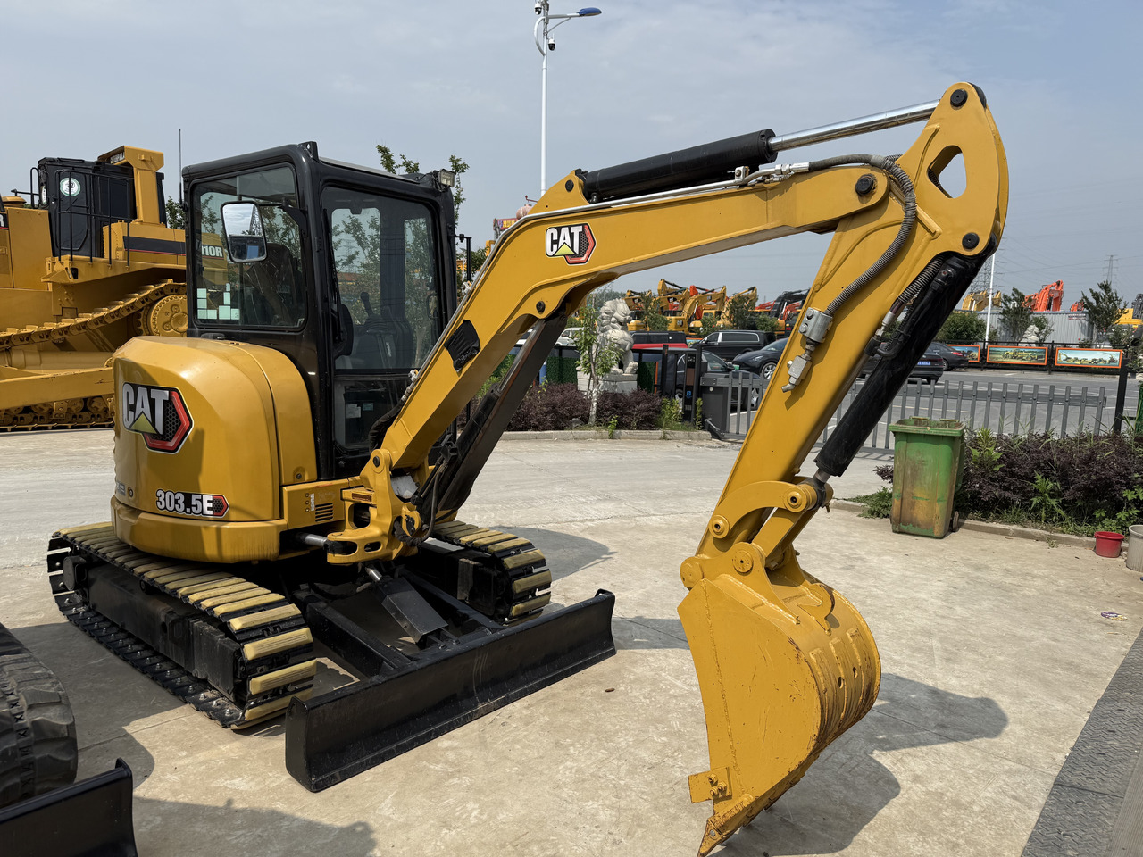CATERPILLAR 303.5E - Mini escavadeira: foto 4 CATERPILLAR 303.5E - Mini escavadeira: foto 4