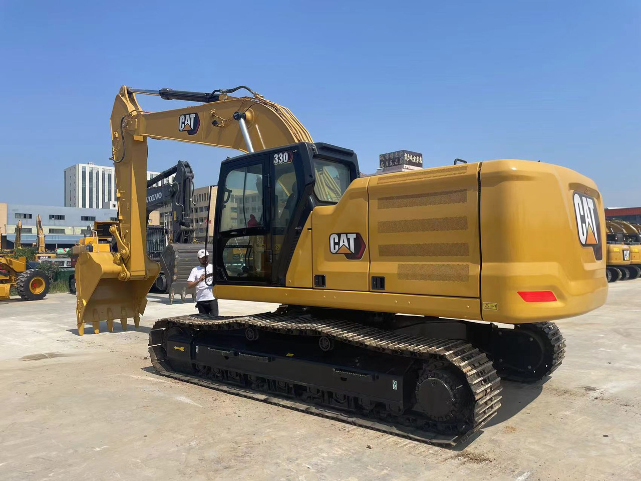 CATERPILLAR 330GC - Escavadora de rastos: foto 1 CATERPILLAR 330GC - Escavadora de rastos: foto 1