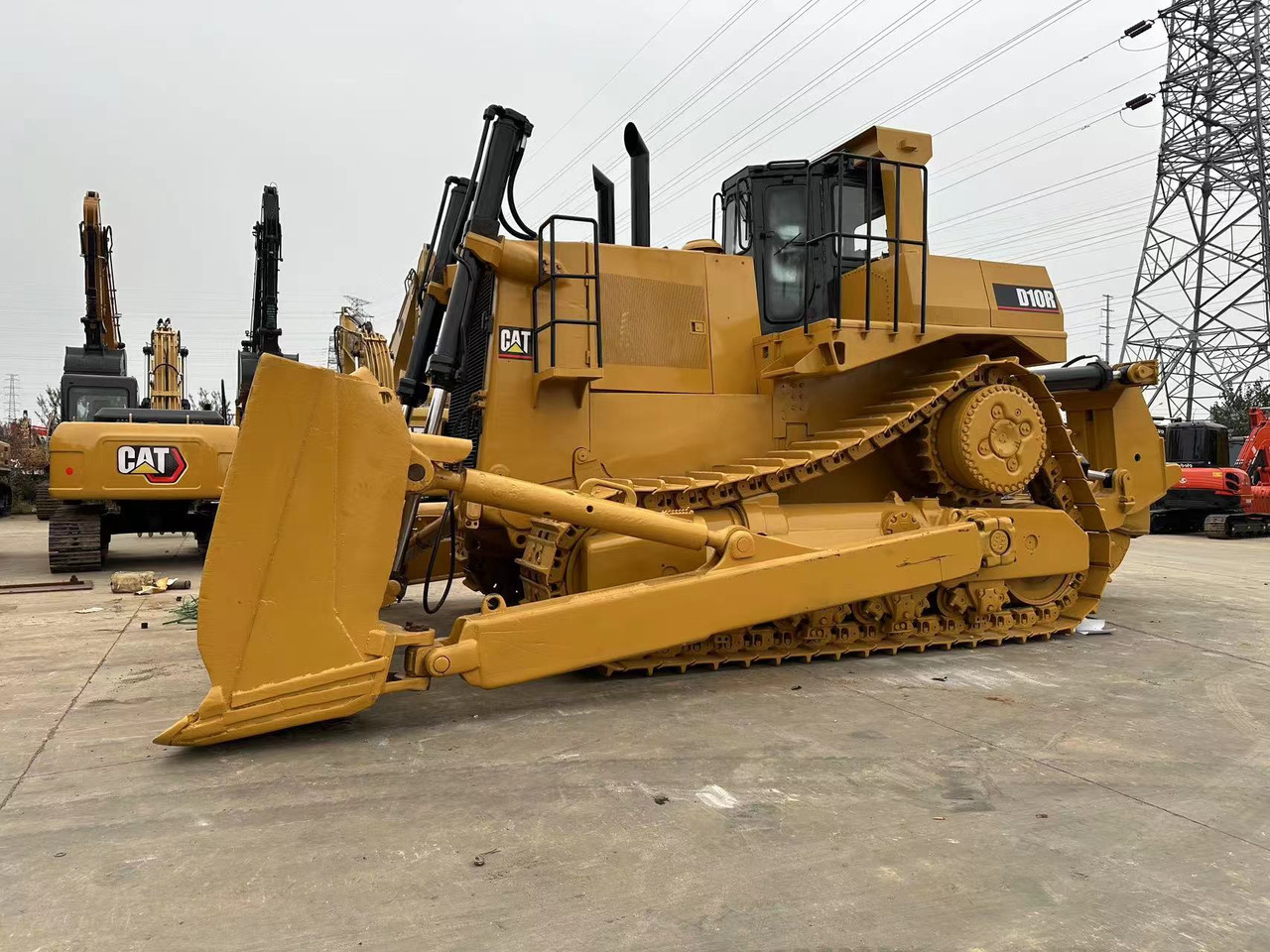 CATERPILLAR D10R - Buldôzer: foto 4 CATERPILLAR D10R - Buldôzer: foto 4