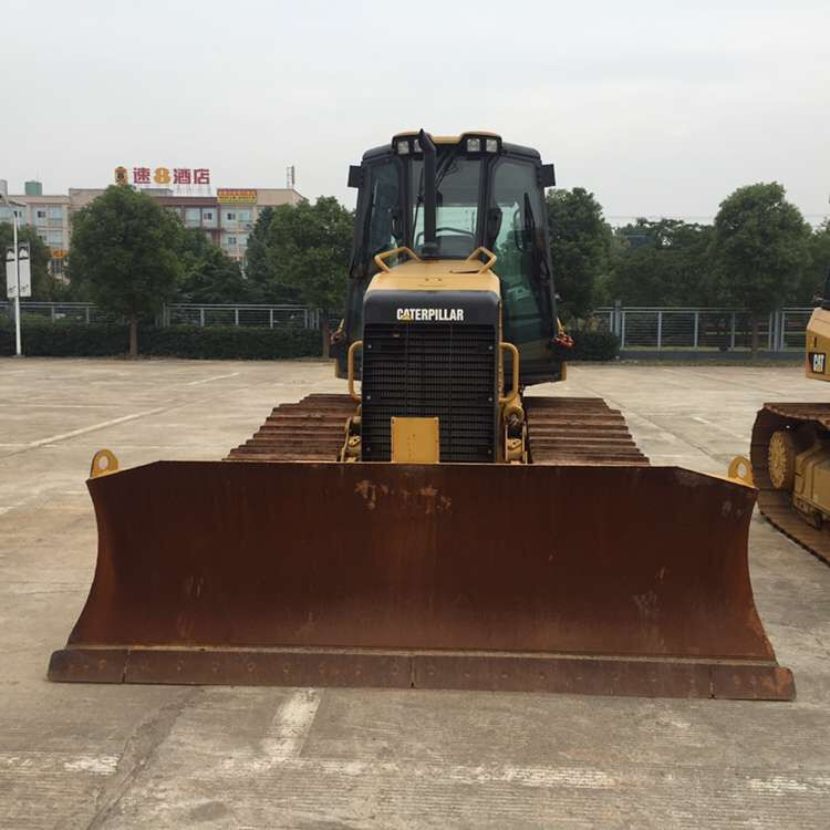 CATERPILLAR D4K - Buldôzer: foto 4 CATERPILLAR D4K - Buldôzer: foto 4