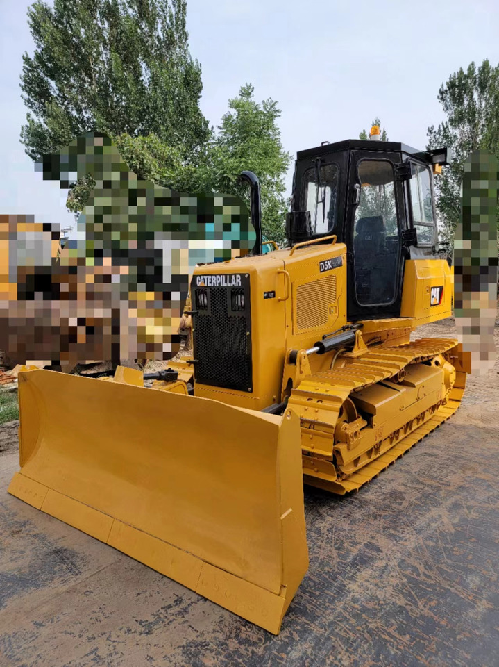 CATERPILLAR D5K - Buldôzer: foto 2 CATERPILLAR D5K - Buldôzer: foto 2