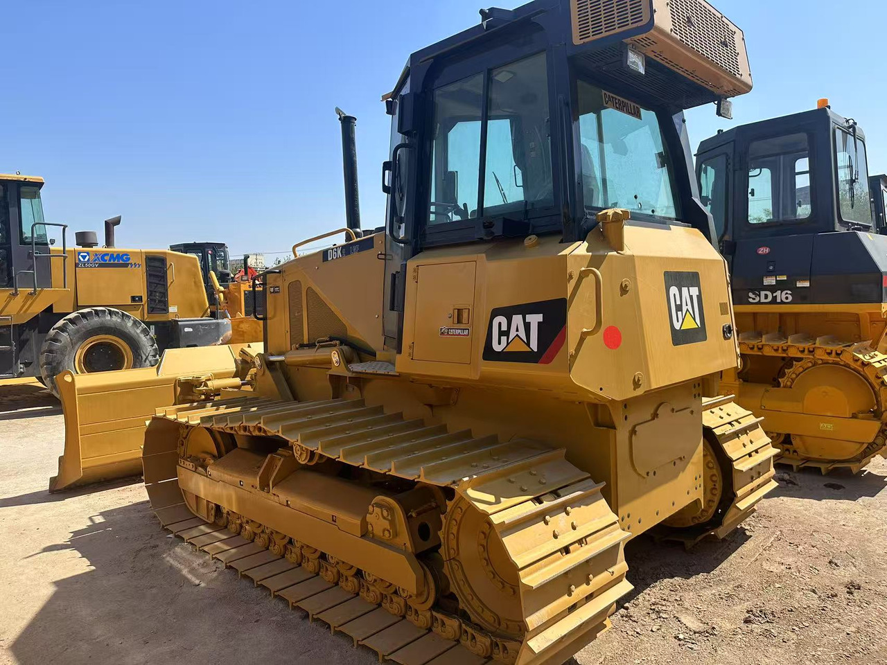 CATERPILLAR D6K - Buldôzer: foto 2 CATERPILLAR D6K - Buldôzer: foto 2