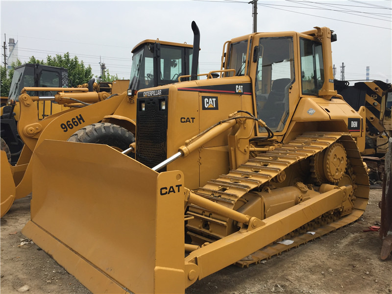 CATERPILLAR D6N - Buldôzer: foto 1 CATERPILLAR D6N - Buldôzer: foto 1