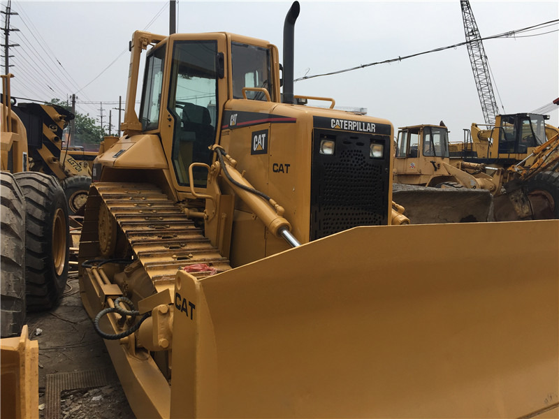 CATERPILLAR D6N - Buldôzer: foto 3 CATERPILLAR D6N - Buldôzer: foto 3