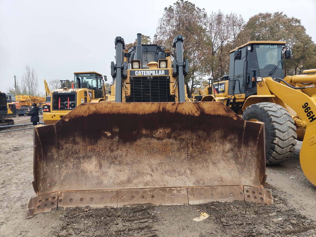 CATERPILLAR D8R - Buldôzer: foto 3 CATERPILLAR D8R - Buldôzer: foto 3