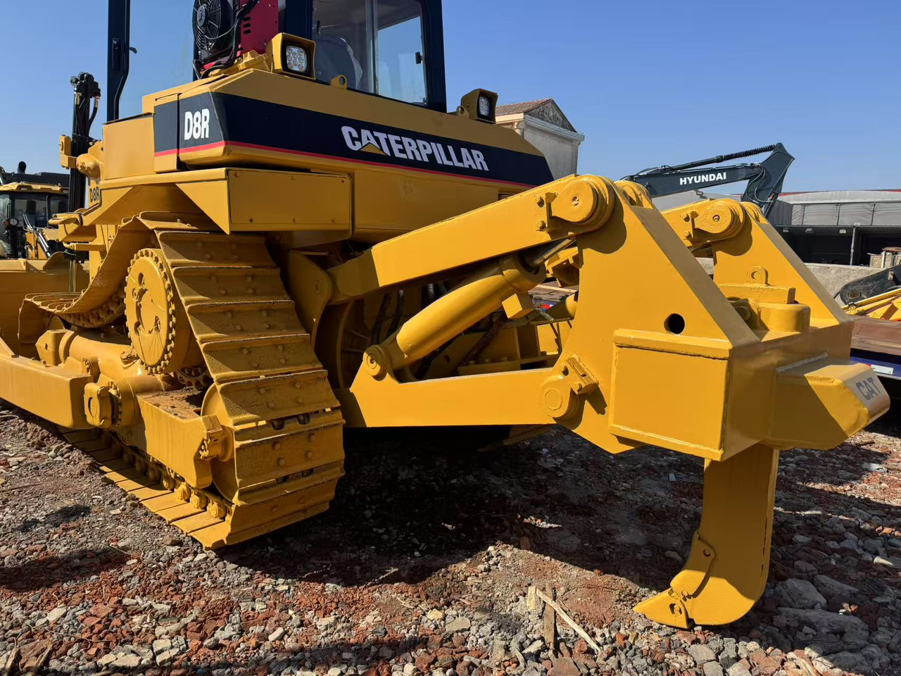 CATERPILLAR D8R - Buldôzer: foto 3 CATERPILLAR D8R - Buldôzer: foto 3