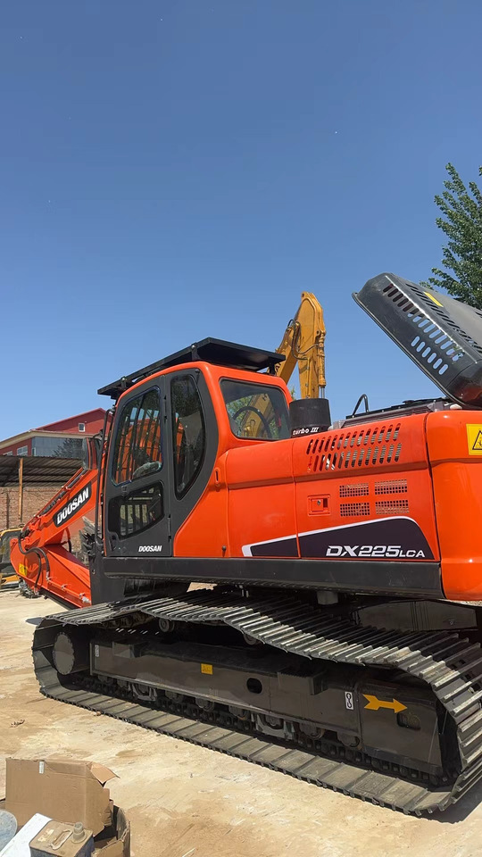 DOOSAN DX225LC-7 - Escavadora de rastos: foto 3 DOOSAN DX225LC-7 - Escavadora de rastos: foto 3