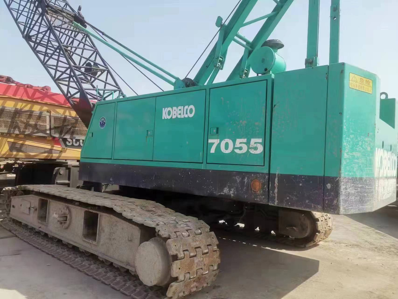 KOBELCO 7055 - Guindaste sobre esteiras: foto 3 KOBELCO 7055 - Guindaste sobre esteiras: foto 3
