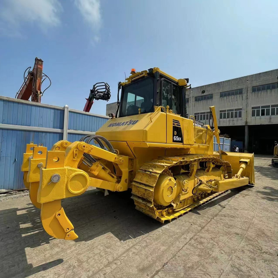 KOMATSU D65EX - Buldôzer: foto 2 KOMATSU D65EX - Buldôzer: foto 2