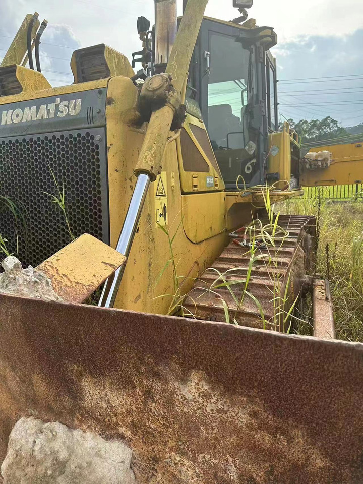 KOMATSU D65EX - Buldôzer: foto 4 KOMATSU D65EX - Buldôzer: foto 4