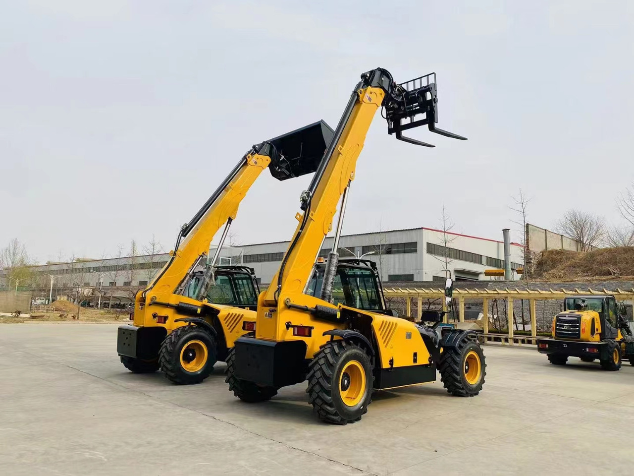 KOMATSU Longer boom - Empilhadeira a diesel: foto 3 KOMATSU Longer boom - Empilhadeira a diesel: foto 3