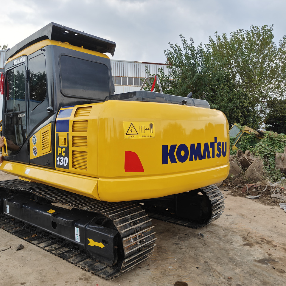KOMATSU PC130-7 - Escavadora de rastos: foto 2 KOMATSU PC130-7 - Escavadora de rastos: foto 2