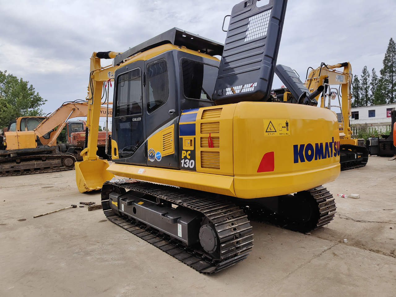 KOMATSU PC130-7 - Escavadora de rastos: foto 3 KOMATSU PC130-7 - Escavadora de rastos: foto 3