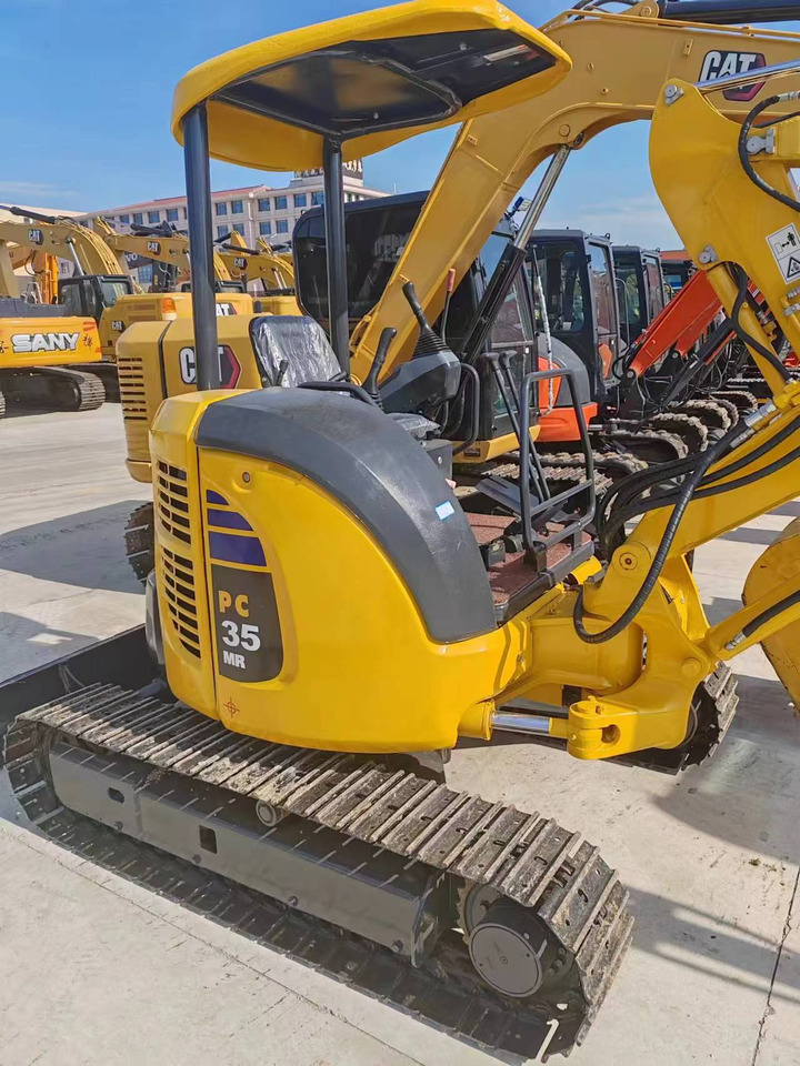 KOMATSU PC35 - Escavadora de rastos: foto 1 KOMATSU PC35 - Escavadora de rastos: foto 1