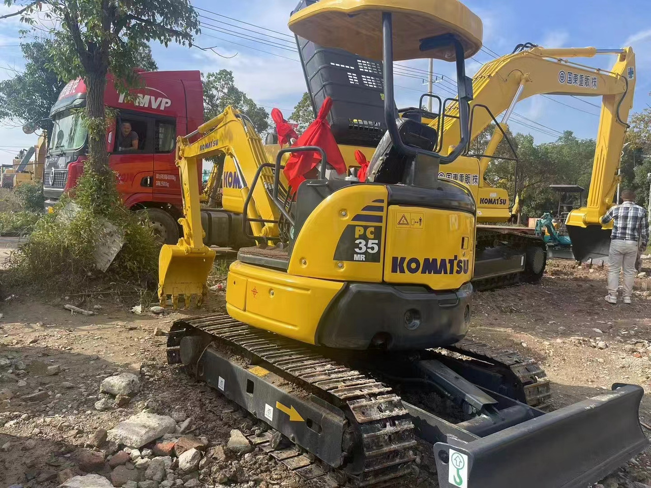 KOMATSU PC35 - Escavadora de rastos: foto 4 KOMATSU PC35 - Escavadora de rastos: foto 4