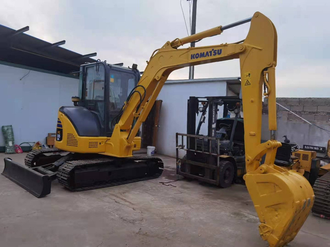 KOMATSU PC55 - Escavadora de rastos: foto 3 KOMATSU PC55 - Escavadora de rastos: foto 3