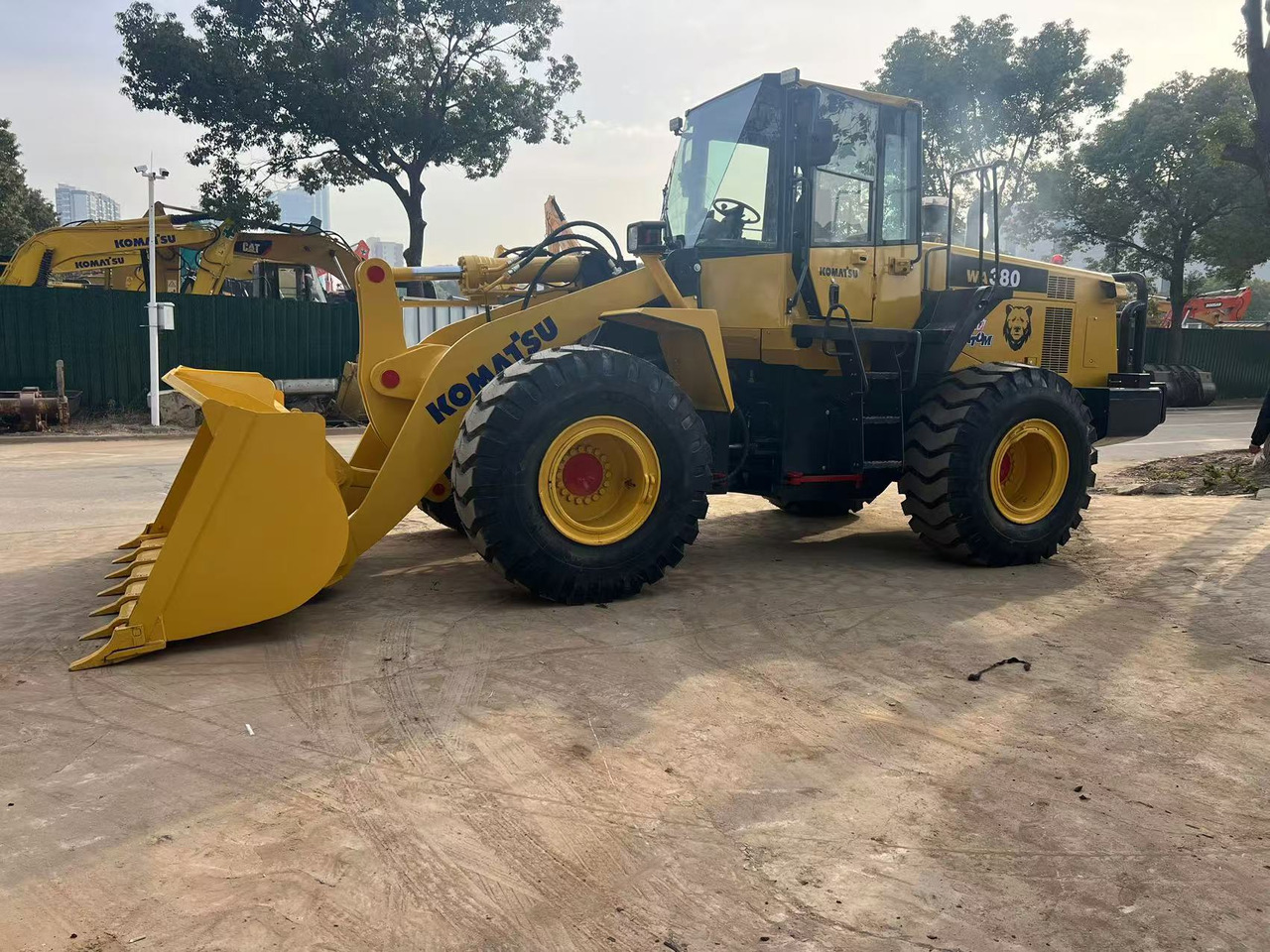 KOMATSU WA380-6 - Carregadeira de rodas: foto 4 KOMATSU WA380-6 - Carregadeira de rodas: foto 4