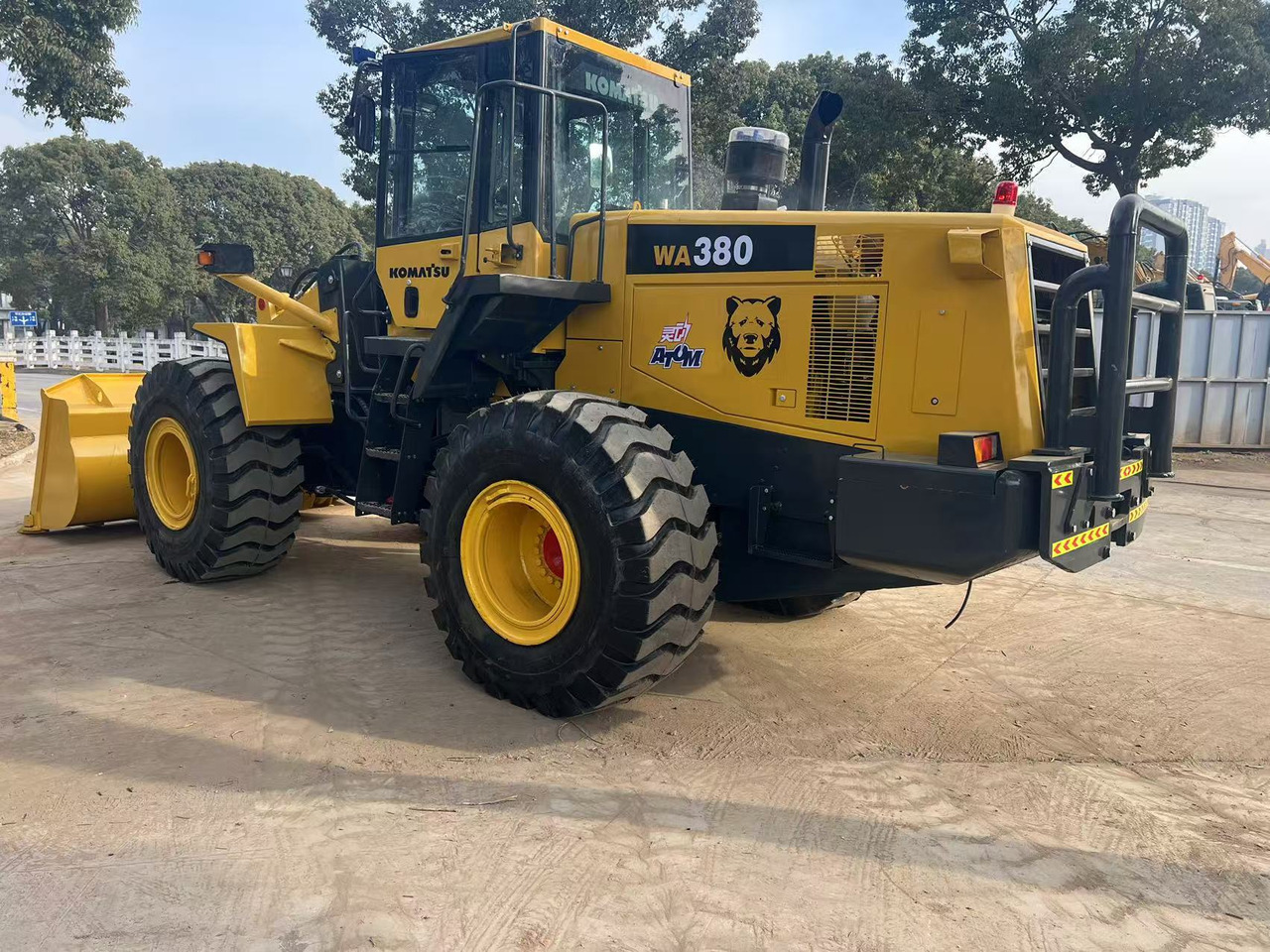 KOMATSU WA380-6 - Carregadeira de rodas: foto 3 KOMATSU WA380-6 - Carregadeira de rodas: foto 3