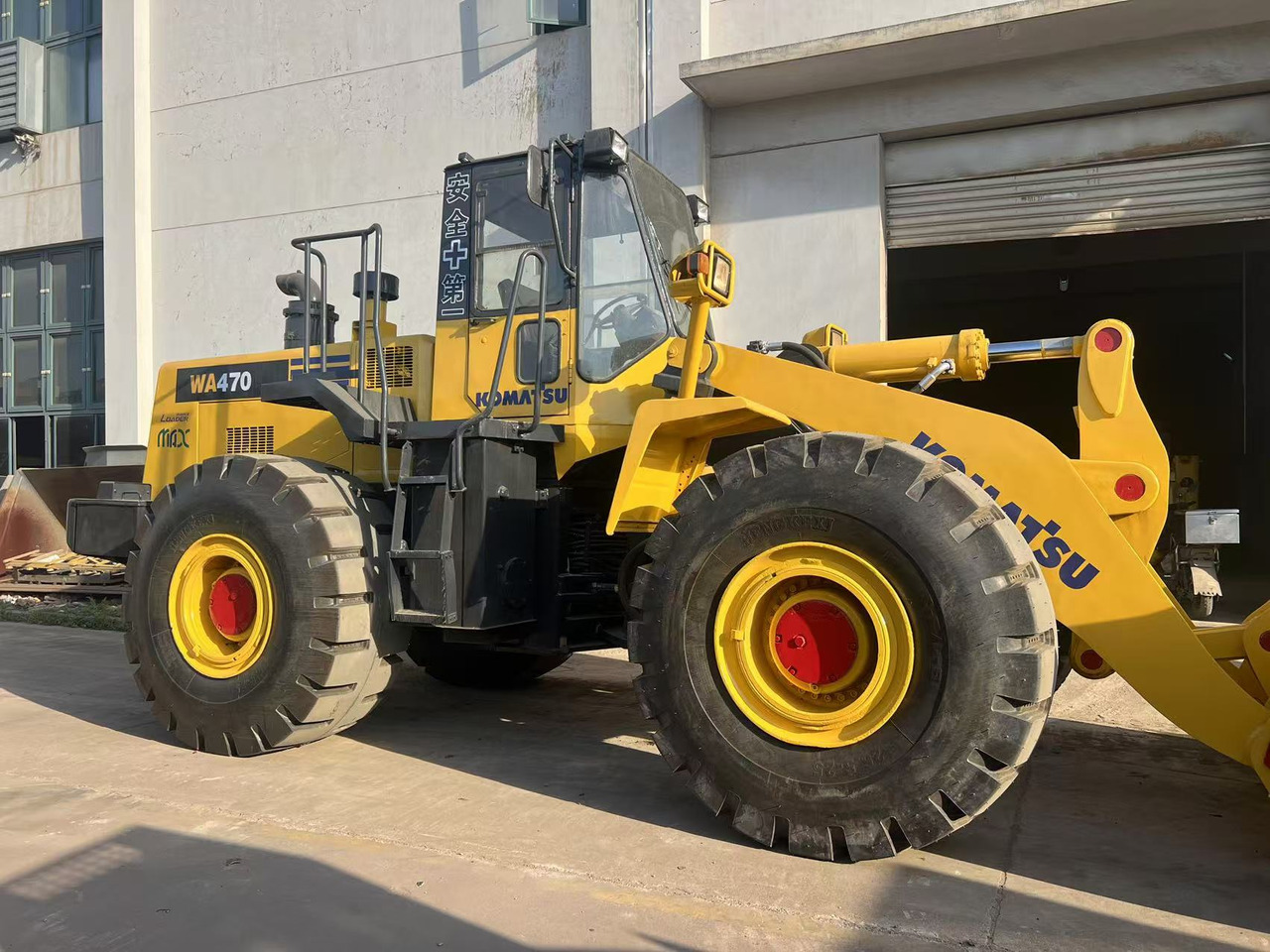 KOMATSU WA470-3 - Carregadeira de rodas: foto 4 KOMATSU WA470-3 - Carregadeira de rodas: foto 4