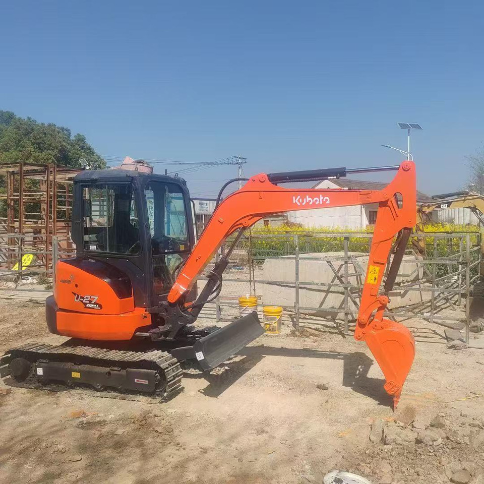 KUBOTA U27 - Mini escavadeira: foto 2 KUBOTA U27 - Mini escavadeira: foto 2
