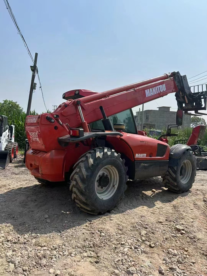 MANITOU MT1740SLT - Empilhador telescópico: foto 2 MANITOU MT1740SLT - Empilhador telescópico: foto 2