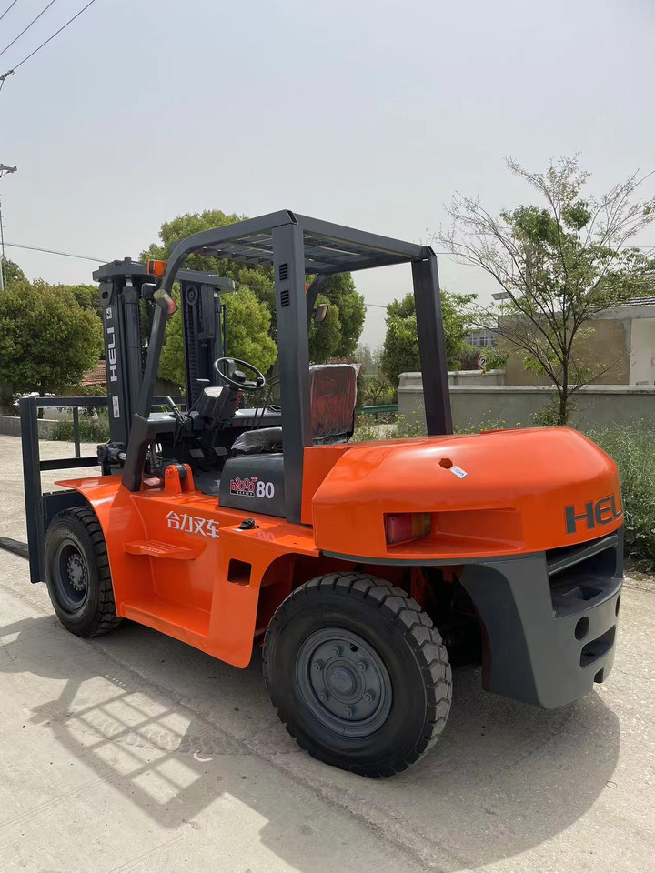 TOYOTA 50 - Empilhadeira a diesel: foto 3 TOYOTA 50 - Empilhadeira a diesel: foto 3