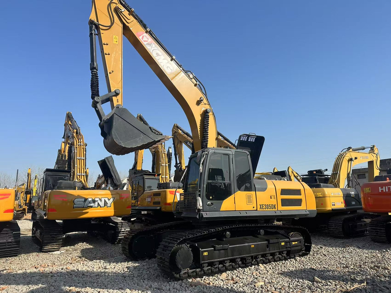 XCMG XE305DA - Escavadora de rastos: foto 1 XCMG XE305DA - Escavadora de rastos: foto 1