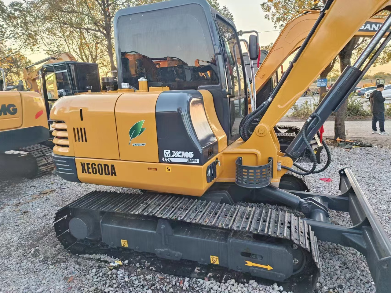 XCMG XE60DA - Escavadora de rastos: foto 1 XCMG XE60DA - Escavadora de rastos: foto 1