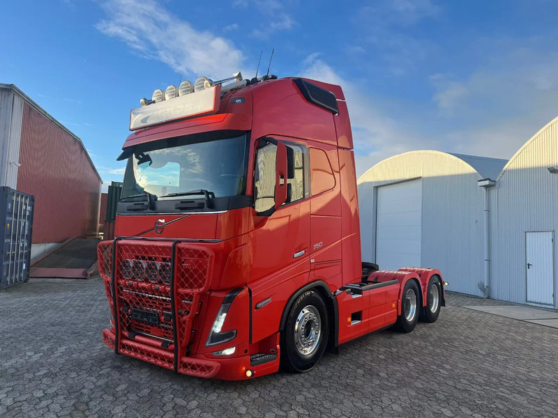 Volvo FH 16.750 FH 16 6x4 - Tractor: foto 2 Volvo FH 16.750 FH 16 6x4 - Tractor: foto 2