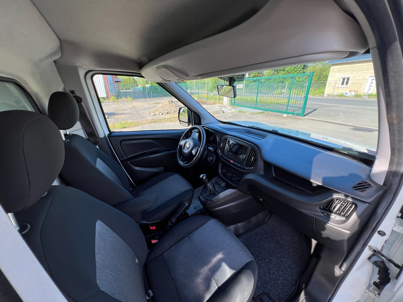 FIAT Doblo Multijet 1.3 95ch Utilitaire - Furgão: foto 3 FIAT Doblo Multijet 1.3 95ch Utilitaire - Furgão: foto 3