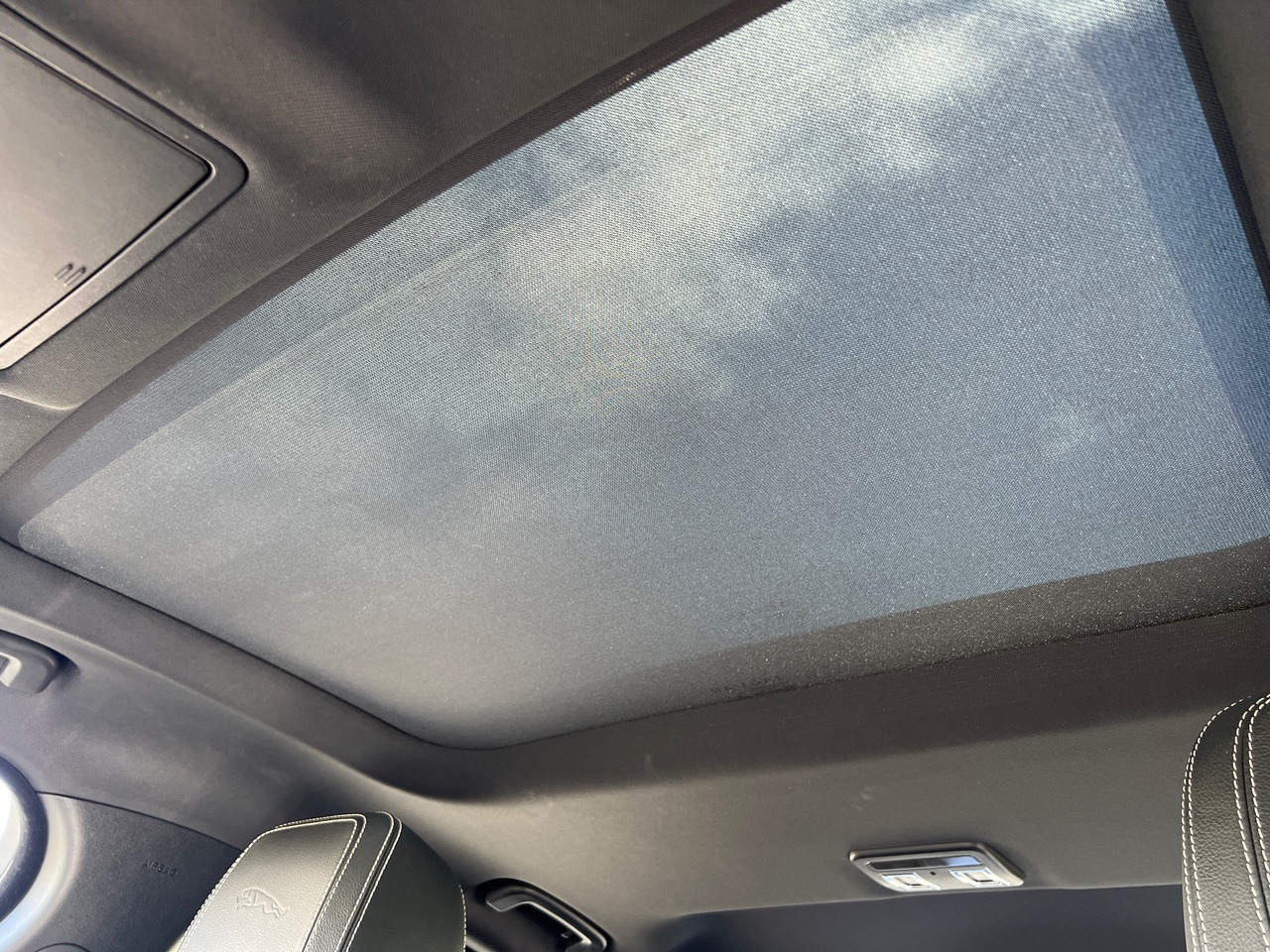 Sedã JAGUAR XE 20MY SE R-DYN. 2.0L D 180 BVA8 Cockpit PANO: foto 27
