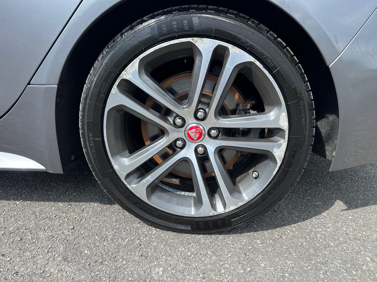 Sedã JAGUAR XE 20MY SE R-DYN. 2.0L D 180 BVA8 Cockpit PANO: foto 19