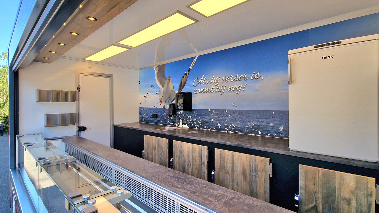 FIAT + BK Market Trailers opbouw - Food truck: foto 5 FIAT + BK Market Trailers opbouw - Food truck: foto 5