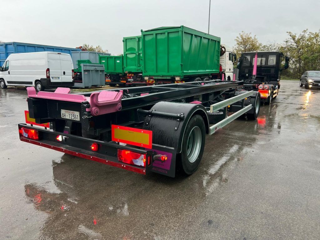 ATLAS RIMORCHIO ATLAS SCARRABILE - Reboque ampliroll/ Multibenne: foto 2 ATLAS RIMORCHIO ATLAS SCARRABILE - Reboque ampliroll/ Multibenne: foto 2