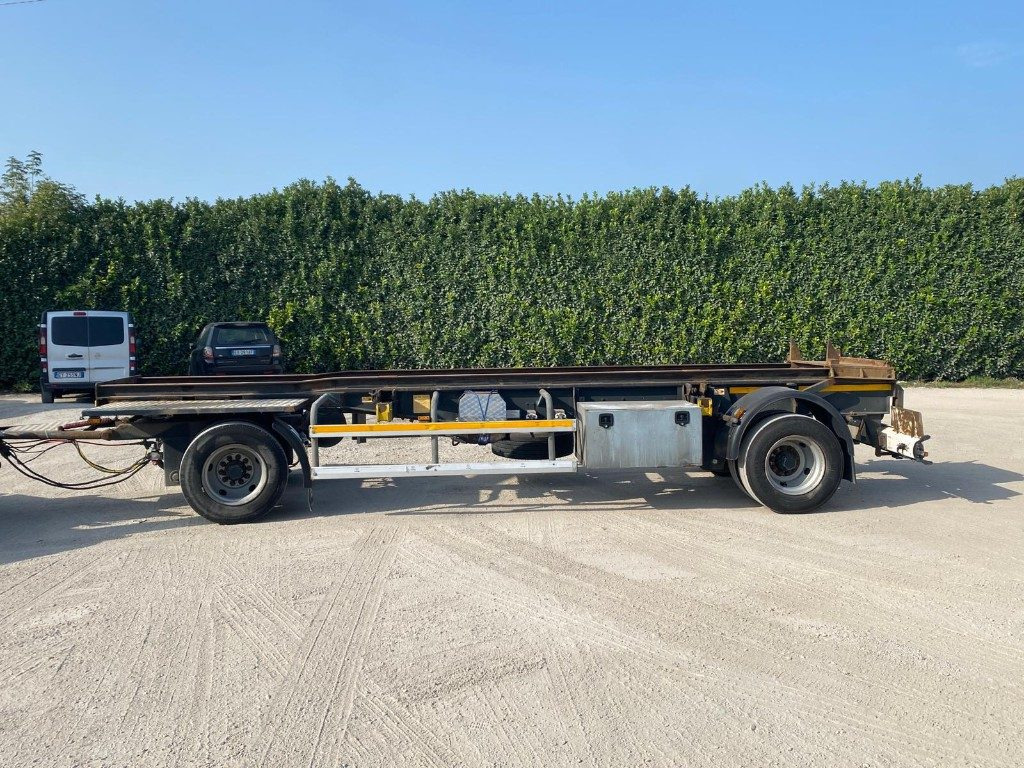 CARDI RIMORCHIO CARDI SCARRABILE PNEUMATICO - Reboque ampliroll/ Multibenne: foto 5 CARDI RIMORCHIO CARDI SCARRABILE PNEUMATICO - Reboque ampliroll/ Multibenne: foto 5