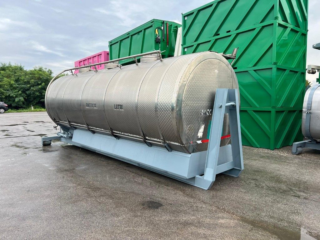 CISTERNA USATA SCARRABILE IN ACCIAIO - Contentor ampliroll: foto 1 CISTERNA USATA SCARRABILE IN ACCIAIO - Contentor ampliroll: foto 1