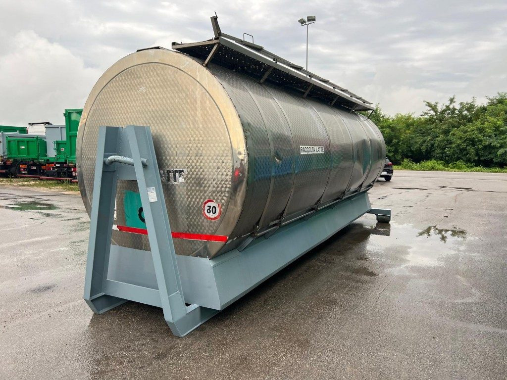 CISTERNA USATA SCARRABILE IN ACCIAIO - Contentor ampliroll: foto 3 CISTERNA USATA SCARRABILE IN ACCIAIO - Contentor ampliroll: foto 3