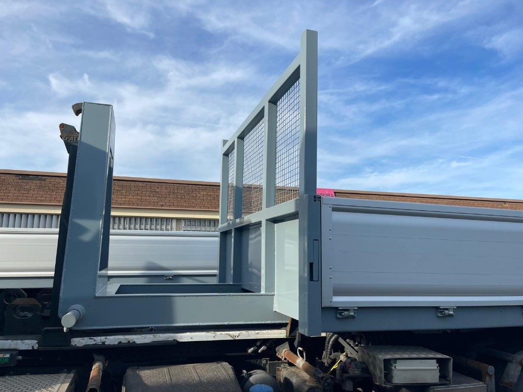 CONTAINER SCARRABILE NUOVO A PIANALE CON SPONDE - Contentor ampliroll: foto 2 CONTAINER SCARRABILE NUOVO A PIANALE CON SPONDE - Contentor ampliroll: foto 2