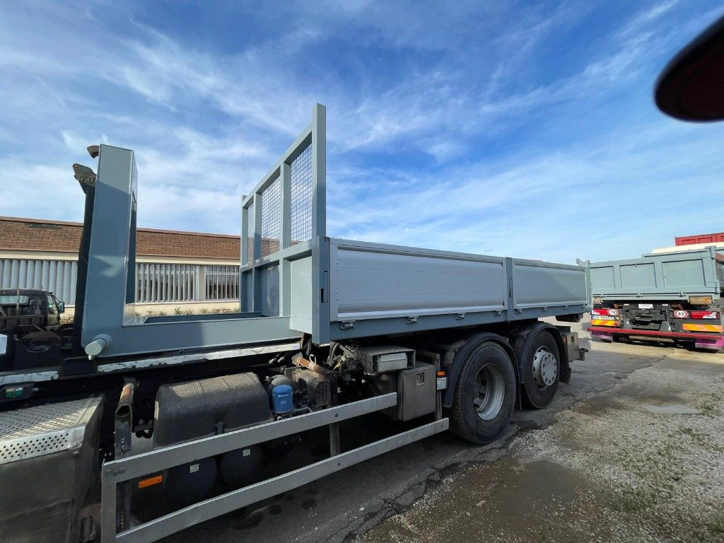 CONTAINER SCARRABILE NUOVO A PIANALE CON SPONDE - Contentor ampliroll: foto 3 CONTAINER SCARRABILE NUOVO A PIANALE CON SPONDE - Contentor ampliroll: foto 3