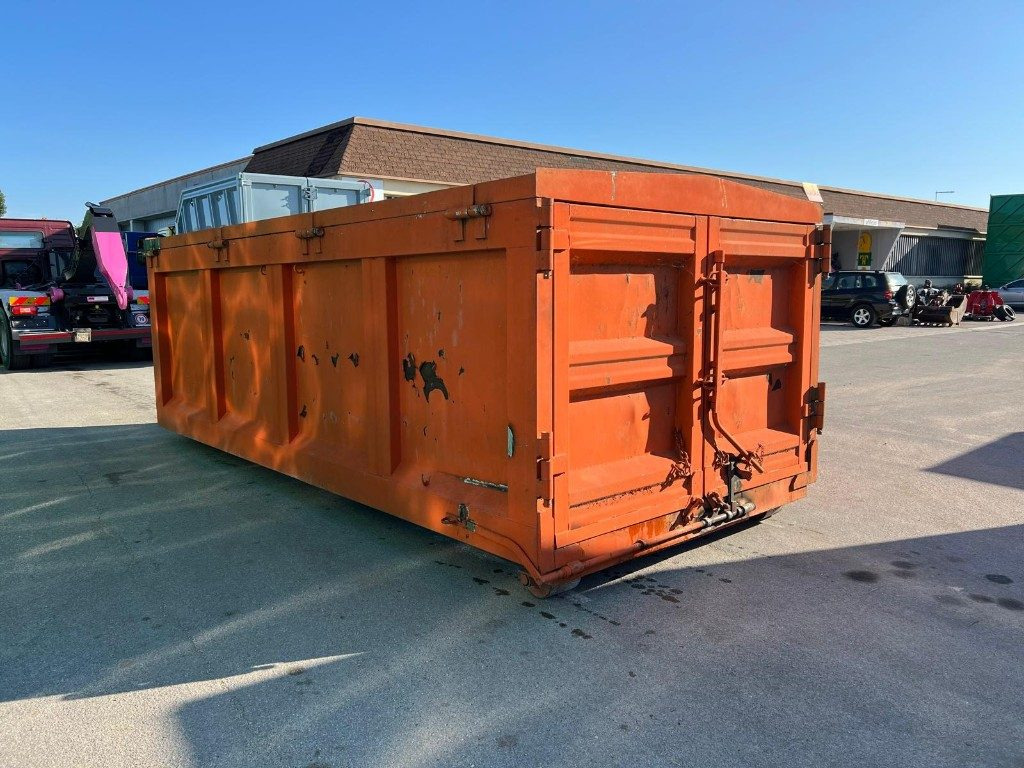 CONTAINER SCARRABILE USATO CON COPERCHIO - Contentor ampliroll: foto 3 CONTAINER SCARRABILE USATO CON COPERCHIO - Contentor ampliroll: foto 3