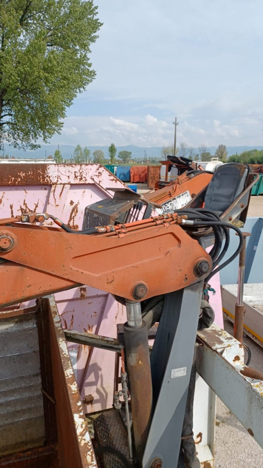 CONTAINER SCARRABILE USATO IN ALLUMINIO A CIELO A - Contentor ampliroll: foto 4 CONTAINER SCARRABILE USATO IN ALLUMINIO A CIELO A - Contentor ampliroll: foto 4