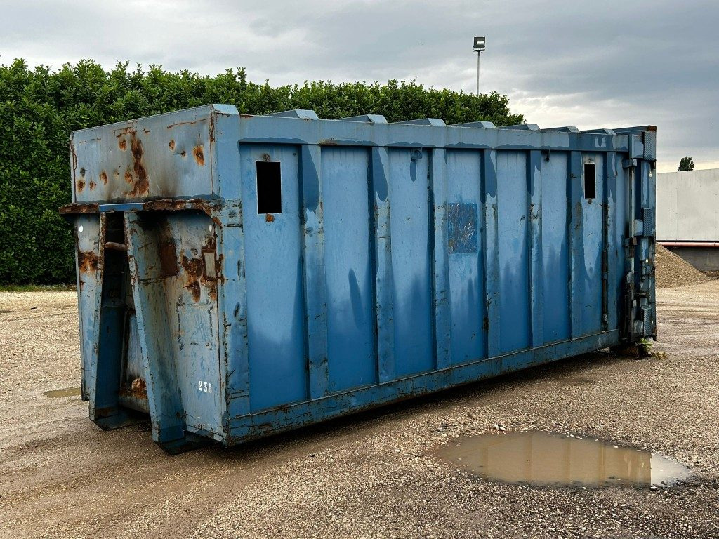 CONTAINER SCARRABILE USATO PER SEGATURA - Contentor ampliroll: foto 1 CONTAINER SCARRABILE USATO PER SEGATURA - Contentor ampliroll: foto 1